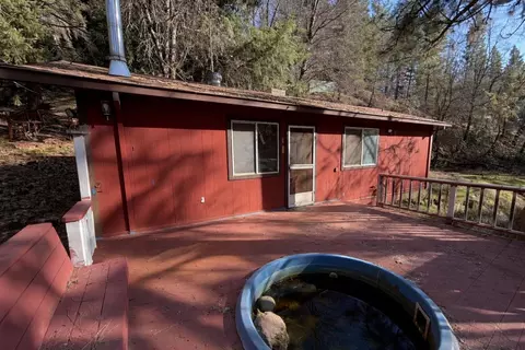 979 Dorothy Way, West Point, CA 95255