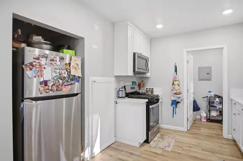 Kitchen - 8708 Wilson St, Patterson, CA 95363 photo 2 of 3