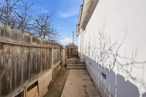 Exterior - 8708 Wilson St, Patterson, CA 95363 photo 6 of 10