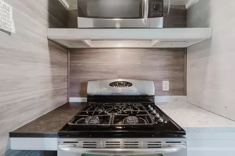 Kitchen - 2560 Wright St, Sacramento, CA 95821 photo 2 of 4
