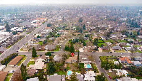 View/Area - 2560 Wright St, Sacramento, CA 95821 photo 4 of 8