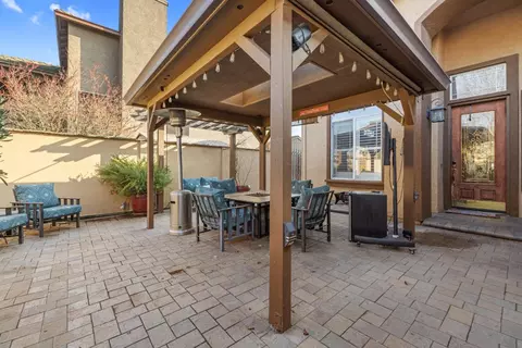 Exterior - 3012 Degas Ln, Modesto, CA 95355 photo 6 of 11