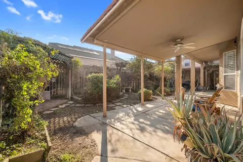 Exterior - 3012 Degas Ln, Modesto, CA 95355 photo 8 of 11
