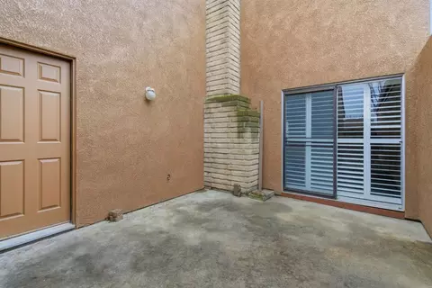 Exterior - 705 Brandywine Dr, Lodi, CA 95240 photo 3 of 6