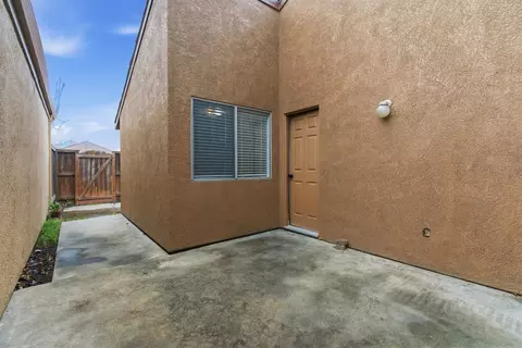 Exterior - 705 Brandywine Dr, Lodi, CA 95240 photo 2 of 6