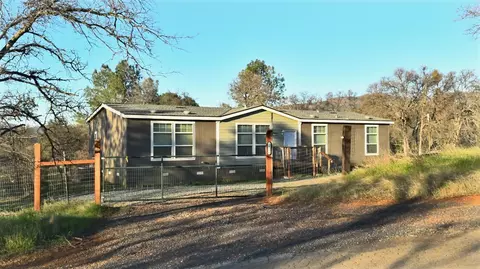 14600 Azucena Ct, Coulterville, CA 95311