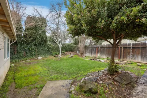 1975 Highland Dr, Merced, CA 95340 photo 19