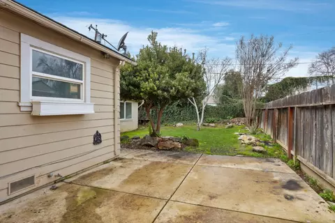 1975 Highland Dr, Merced, CA 95340 photo 17