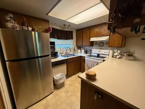 3536 Forest Glenn Dr, Modesto, CA 95355 photo 10