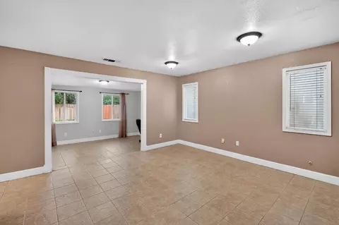 Living - 810 River Raft Ct, Modesto, CA 95351 photo 1 of 1
