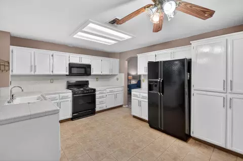 Kitchen - 810 River Raft Ct, Modesto, CA 95351 photo 1 of 2