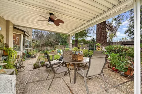 Exterior - 3909 Fieldcrest Ct, Modesto, CA 95355 photo 6 of 9