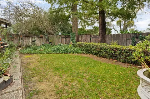 Exterior - 3909 Fieldcrest Ct, Modesto, CA 95355 photo 8 of 9
