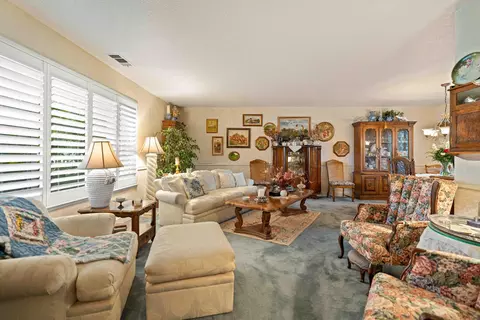 Living - 3909 Fieldcrest Ct, Modesto, CA 95355 photo 1 of 4