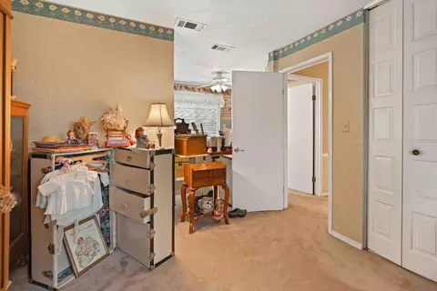 Bedroom - 3909 Fieldcrest Ct, Modesto, CA 95355 photo 2 of 6
