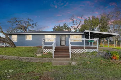 12144 North Ave, Loma Rica, CA 95901