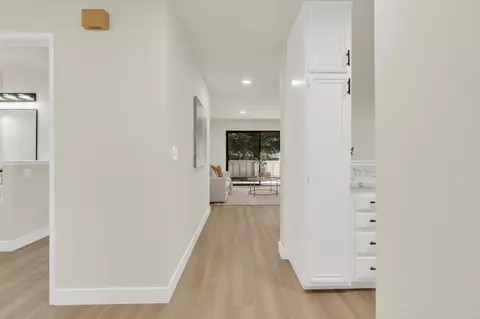194 Farm Ln, Martinez, CA 94553 photo 3