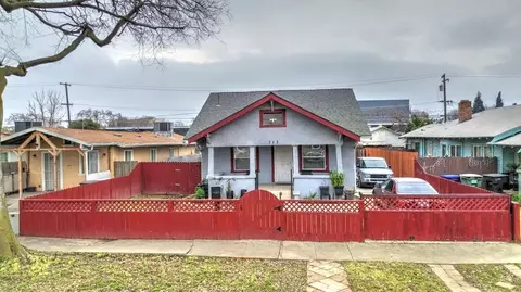 717 2nd St, Modesto, CA 95351 photo 4