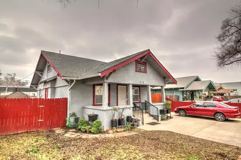 717 2nd St, Modesto, CA 95351 photo 2