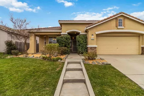 Exterior - 1355 Ladyfern St, Plumas Lake, CA 95961 photo 3 of 8