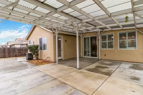 Exterior - 1355 Ladyfern St, Plumas Lake, CA 95961 photo 6 of 8