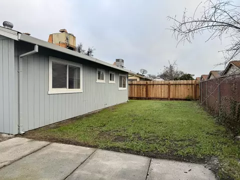 9302 Eaglepoint Ln, Stockton, CA 95210 photo 23
