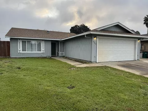 9302 Eaglepoint Ln, Stockton, CA 95210 photo 2