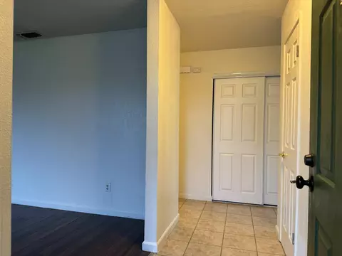 9302 Eaglepoint Ln, Stockton, CA 95210 photo 4