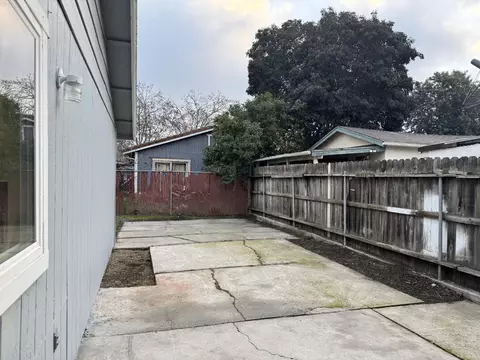 9302 Eaglepoint Ln, Stockton, CA 95210 photo 21