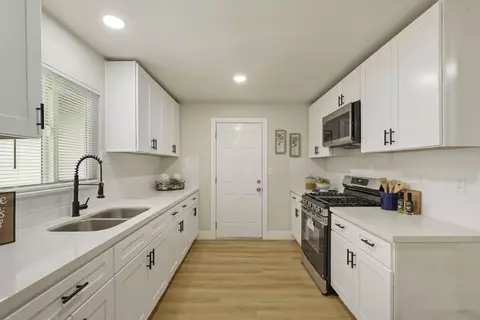 2415 E Taylor St, Stockton, CA 95205 photo 9