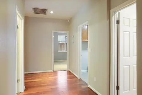 Entry Way - 524 Glenbriar Cir, Tracy, CA 95377 photo 1 of 2