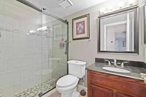 Bath - 1745 Parkside Dr, Tracy, CA 95376 photo 1 of 4