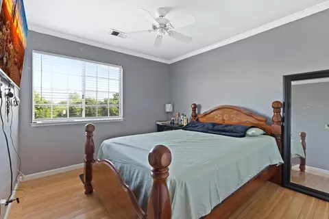 Bedroom - 1745 Parkside Dr, Tracy, CA 95376 photo 4 of 5