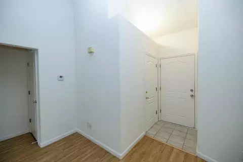Entry Way - 1007 Kirksey Dr, Turlock, CA 95382 photo 1 of 1