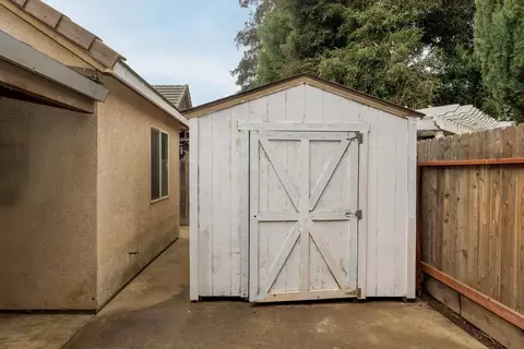Exterior - 1007 Kirksey Dr, Turlock, CA 95382 photo 8 of 8