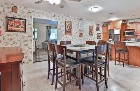 Dining - 1609 Augusta Ct, Modesto, CA 95350 photo 2 of 3