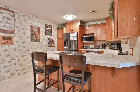 Kitchen - 1609 Augusta Ct, Modesto, CA 95350 photo 2 of 4