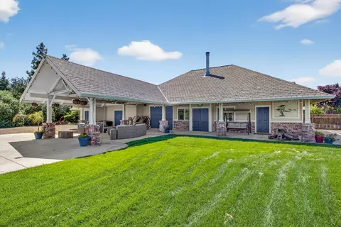 Exterior - 8420 W Fairoaks Rd, Tracy, CA 95304 photo 8 of 17