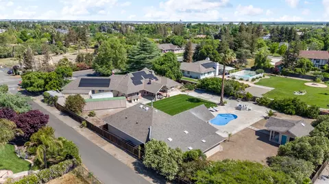 View/Area - 8420 W Fairoaks Rd, Tracy, CA 95304 photo 8 of 8