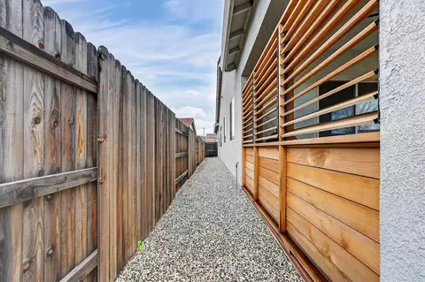 3900 Fenway Cir, Rocklin, CA 95677 photo 52