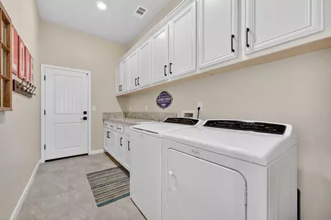 3900 Fenway Cir, Rocklin, CA 95677 photo 45