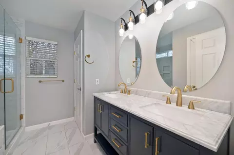 Bath - 4376 Grafton Cir, Mather, CA 95655 photo 3 of 5