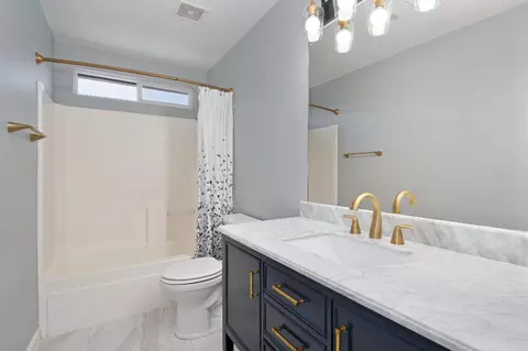 Bath - 4376 Grafton Cir, Mather, CA 95655 photo 2 of 5