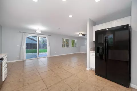 Living - 4376 Grafton Cir, Mather, CA 95655 photo 11 of 11