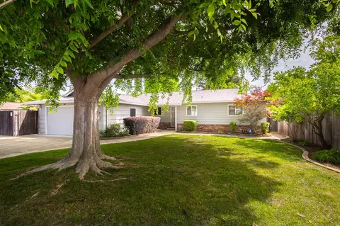 2855 La Colina Way, Carmichael, CA 95608