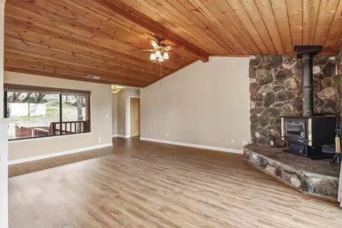 Living - 2066 Bogus Point Ct, Cool, CA 95614 photo 3 of 5