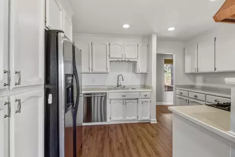 Kitchen - 2066 Bogus Point Ct, Cool, CA 95614 photo 2 of 6