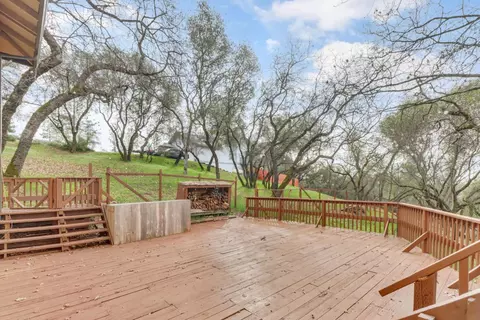 Exterior - 2066 Bogus Point Ct, Cool, CA 95614 photo 4 of 22