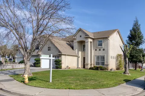 208 Rector Ln, Modesto, CA 95357 photo 2