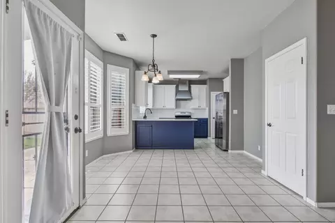 208 Rector Ln, Modesto, CA 95357 photo 10
